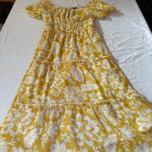 New Glory Yellow & White floral tiered dress Girls size XL
